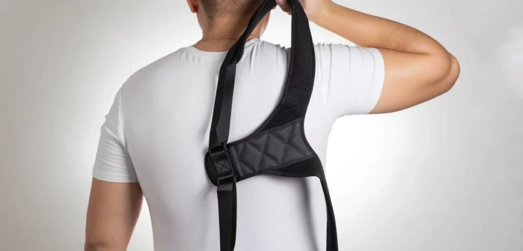 guy carrying Kizu Spine